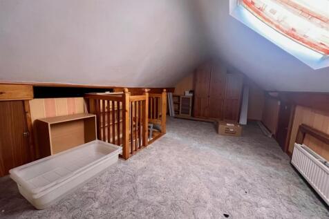 Loft Room.jpg