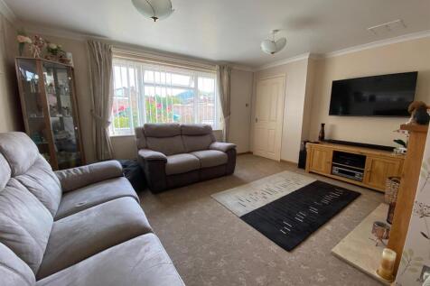 Living Room.jpg