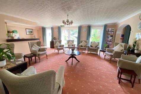 Residents Lounge.jpg