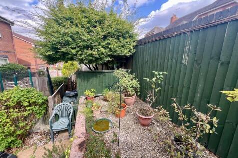 Garden 2.jpg