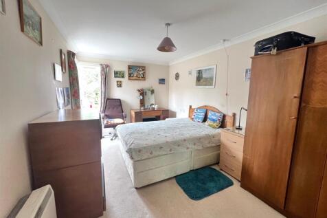 Bedroom One 2.jpg