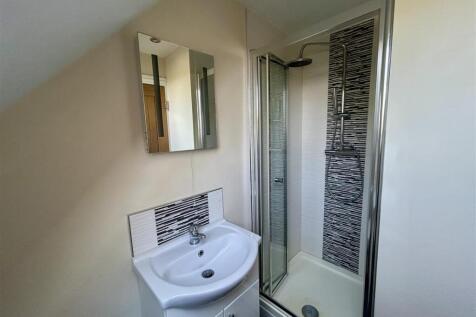 Ensuite in Bedroom One