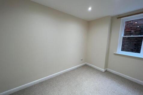 32a Abbey Road bedroom two.jpg