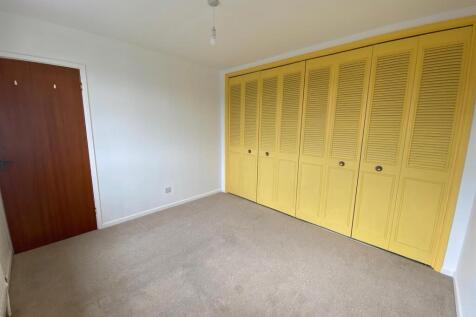 Bedroom One.jpg