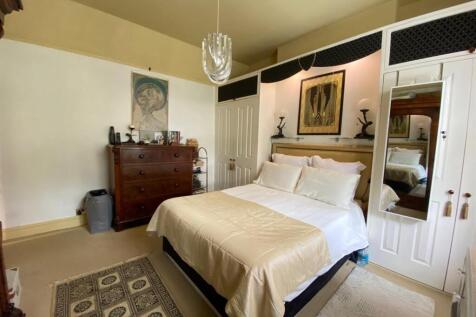 Bedroom One.jpg