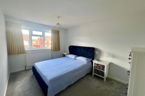 Bedroom One.jpg