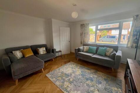 Living Room.jpg