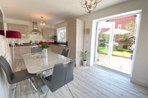 Kitchen Dining Room.jpg