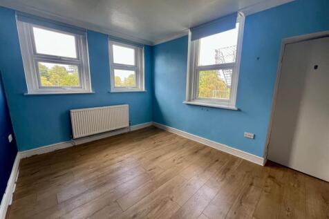 Bedroom One 2.jpg