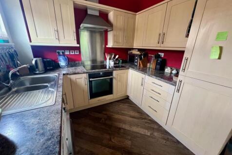 Kitchen 3.jpg