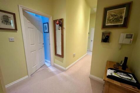 Hall Way.jpg