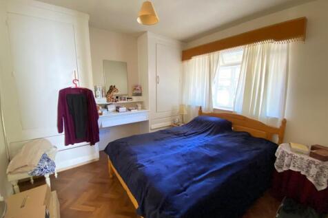 Bedroom One.jpg
