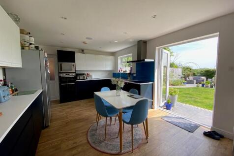 Kitchen Dining Room.jpg