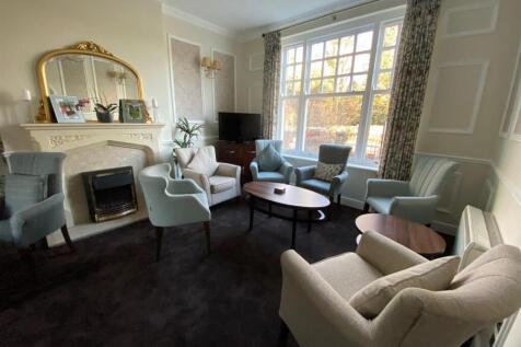 Residents Lounge.jpg