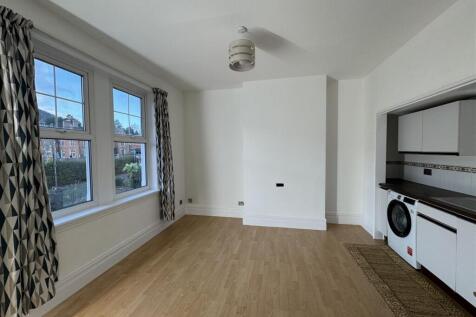 Open Plan Living Room and Kitchen
