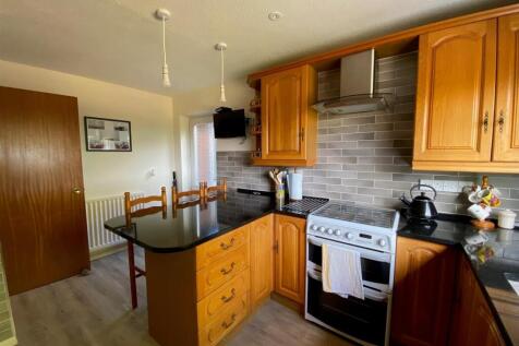 Kitchen Breakfast Room.jpg