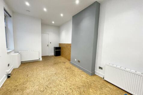 35 Fortescue Avenue - GF Unit (4).jpg