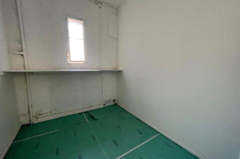 1cDarnleyRd_1stFloorUnits (9).JPG