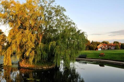 Hutton Cranswick Green