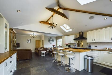Kitchen/Dining/Living Area