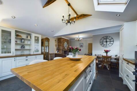 Kitchen/Dining/Living Area