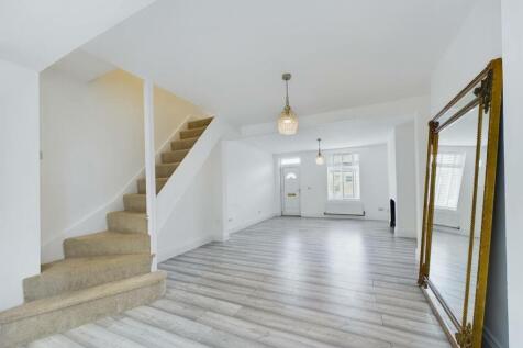 Open Plan Lounge/Dining/Kitchen