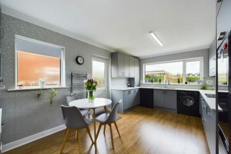 Open Plan Kitchen/Dining Room