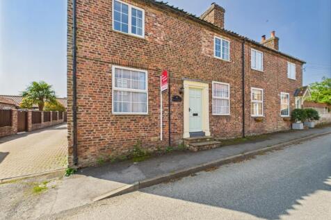 3 Bedroom Semi-Detached House - For Sale