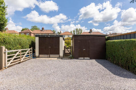 Shed/Garage
