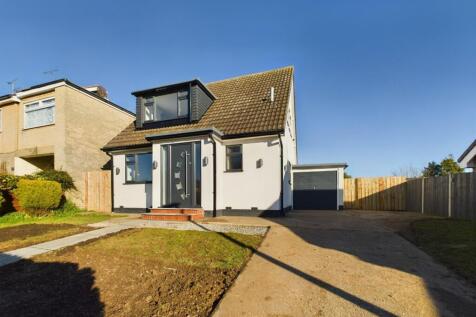 3 Bedroom Detached House - For Sale