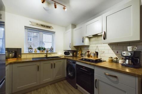 Kitchen/Dining Area