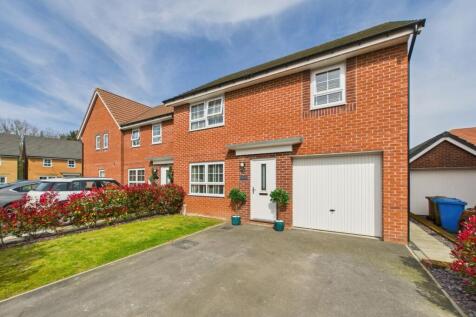 4 Bedroom Detached House - For Sale