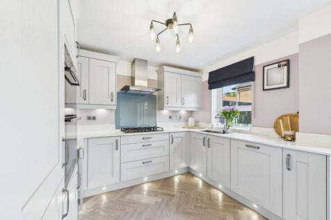 Kitchen/Dining Area