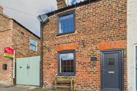 2 Bedroom End Terrace House - For Sale