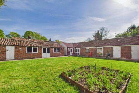 4 Bedroom Cottage - For Sale