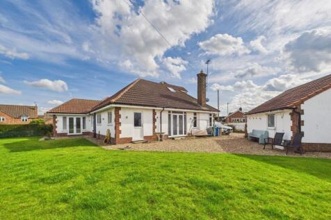 4 Bedroom Detached House - For Sale