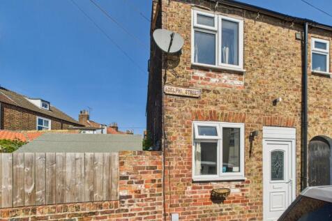 2 Bedroom End Terrace House - For Sale