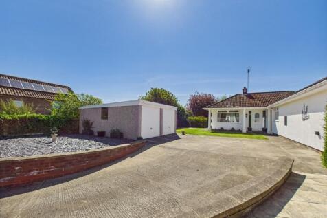 3 Bedroom Detached Bungalow - For Sale