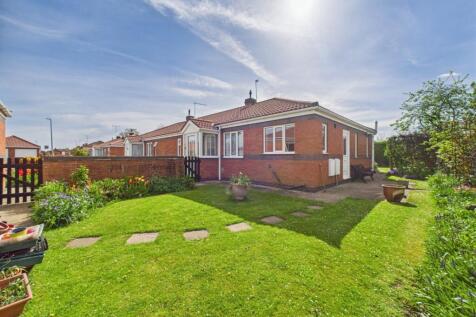 3 Bedroom Semi-Detached Bungalow - For Sale