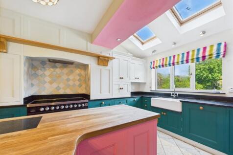 Kitchen/Breakfast Area