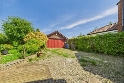 Driveway/Garage