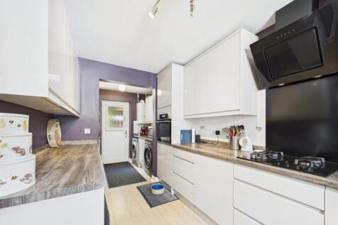 Kitchen/Utility Room