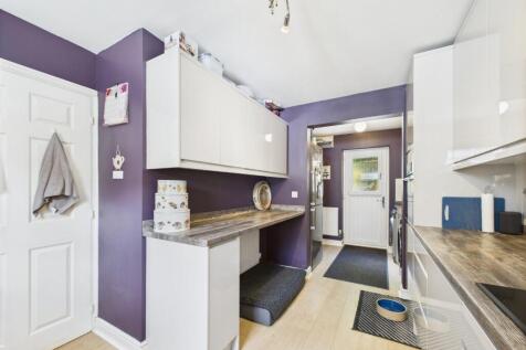Kitchen/Utility Room