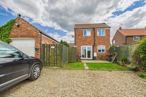 Driveway/Garage