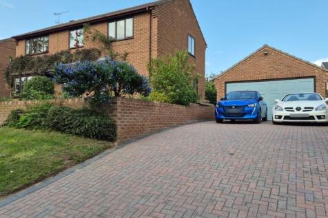 4 Bedroom Detached House - For Sale