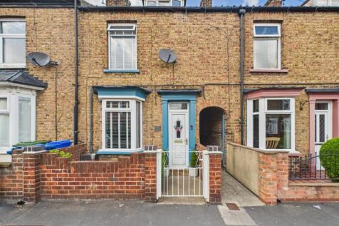 2 Bedroom Mid Terrace- For Sale