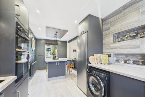 Kitchen/Breakfast Area