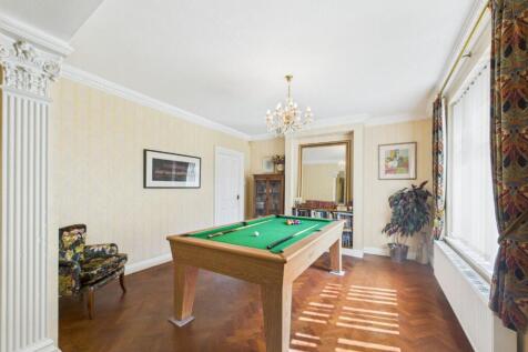 Dining Room/Pool Room