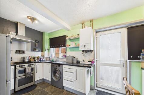 Kitchen/Dining Area