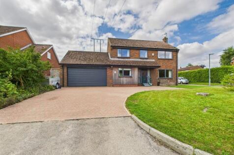 5 Bedroom Detached House - For Sale